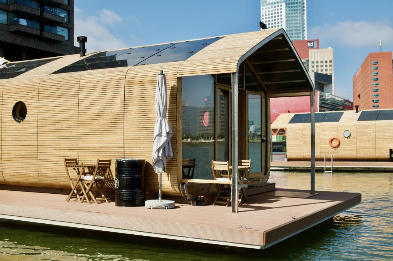 Wikkelboat Nr2 at Floating Rotterdam Rijnhaven Hotell Eksteriør bilde